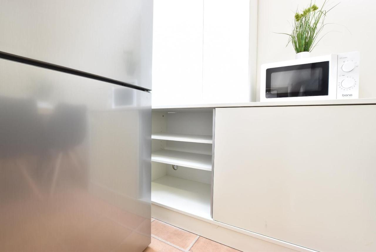 Riesiges Zentrales Apartment Mit Parkplatz インスブルック エクステリア 写真